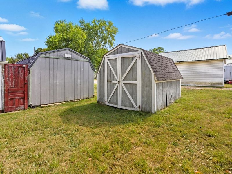 101 W 2nd Street, Frazeysburg, OH 43822 Photo 27