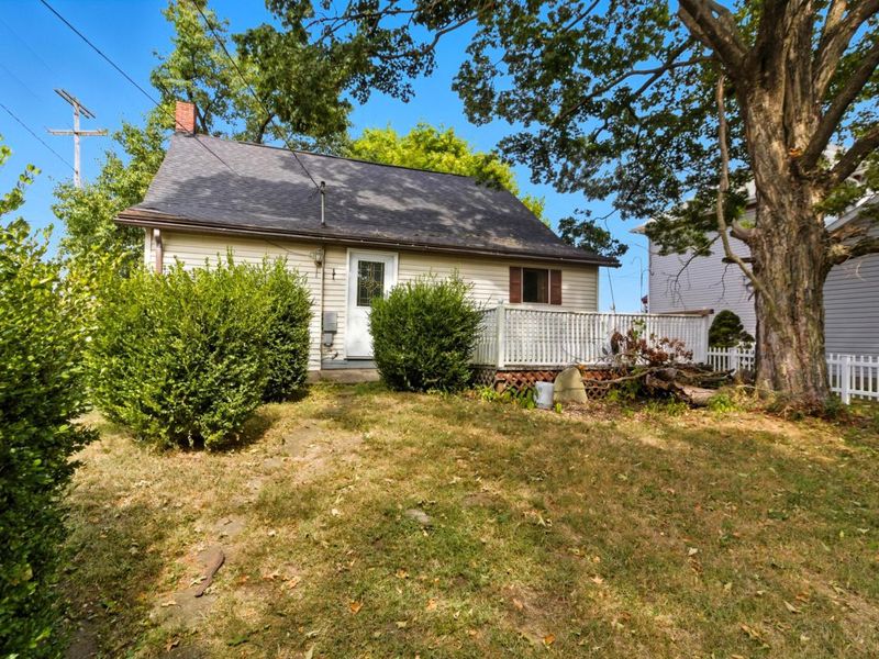 101 W 2nd Street, Frazeysburg, OH 43822 Photo 29