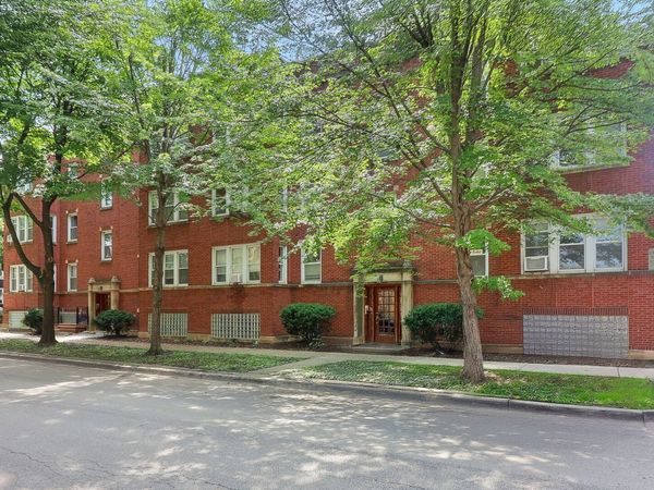 3707 W CULLOM Avenue, Unit 1, Chicago, IL 60618
