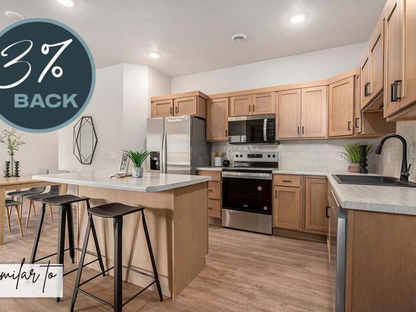 8015 E Tencate Pl, Sioux Falls, SD 57110