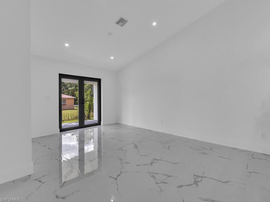 4913/4915 Leonard Blvd S, Lehigh Acres, FL 33973 Photo