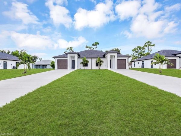 4917/4919 Leonard BLVD S, LEHIGH ACRES, FL 33973