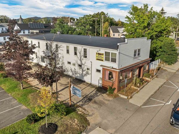 6 Main Street, Conway, NH 03818