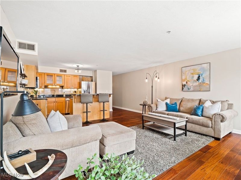 2222 Detroit Avenue, Unit 403, Cleveland, OH 44113 Photo 12