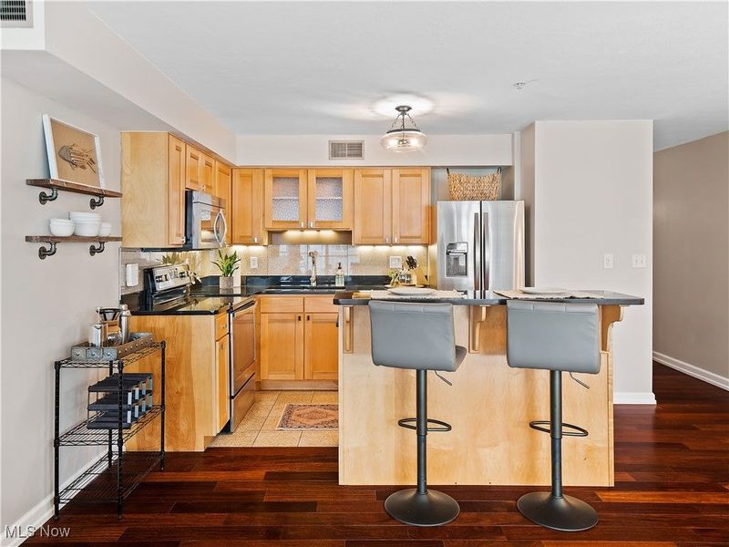 2222 Detroit Avenue, Unit 403, Cleveland, OH 44113 Photo 14