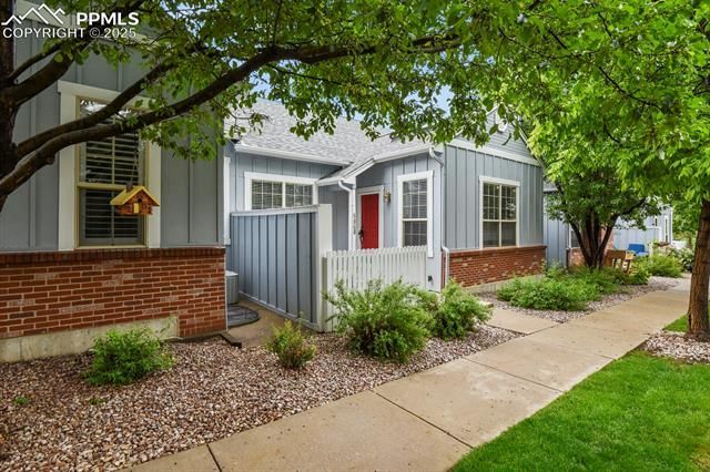 6868 Los Reyes Circle, Colorado Springs, CO 80918 Main Photo