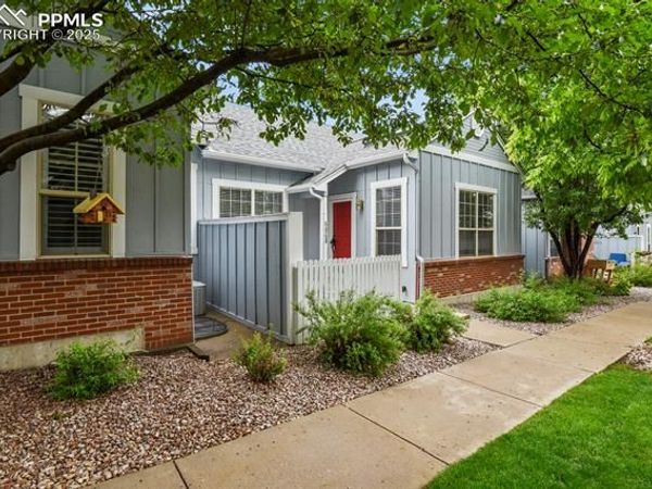 6868 LOS REYES Circle, Colorado Springs, CO 80918