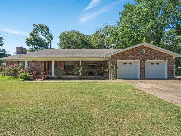 109 Meadors Drive, Alma, AR 72921