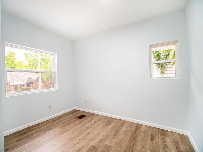 6025 Mayflower Avenue, Golf Manor, OH 45237 Photo 10