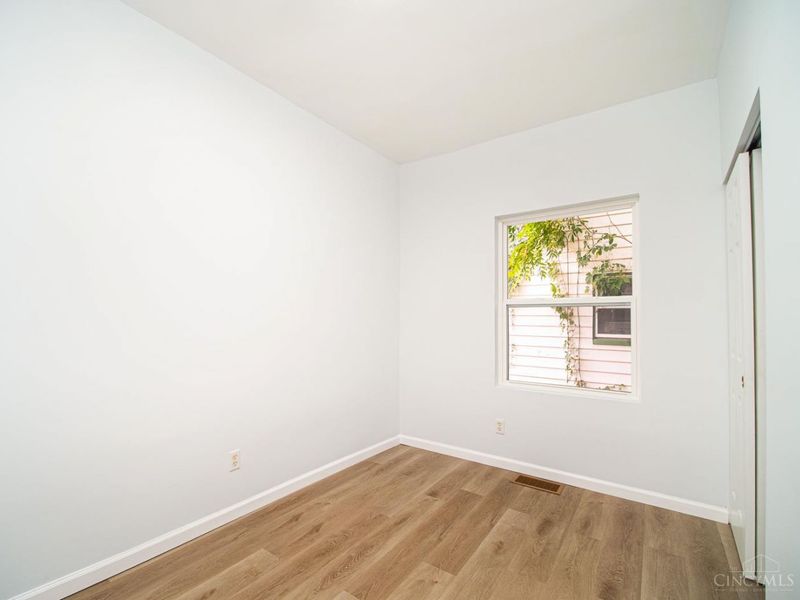 6025 Mayflower Avenue, Golf Manor, OH 45237 Photo 12