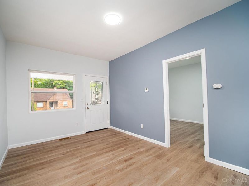 6025 Mayflower Avenue, Golf Manor, OH 45237 Photo 4