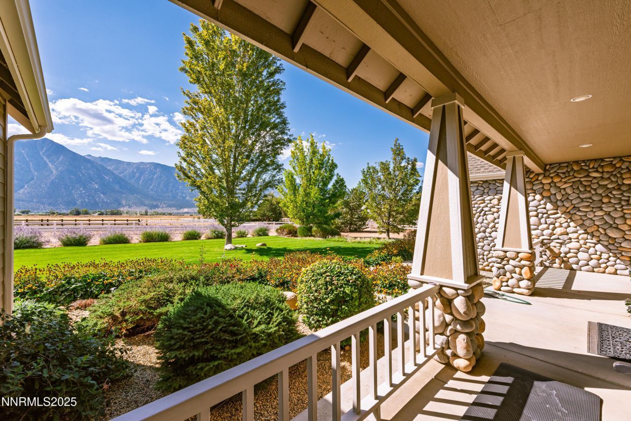 1030 Country Lane, Gardnerville, NV 89460 Photo