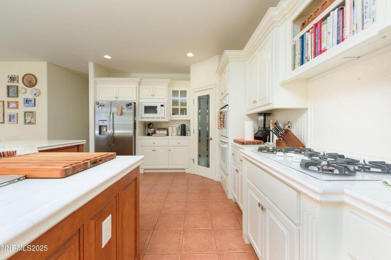 1030 Country Lane, Gardnerville, NV 89460 Photo