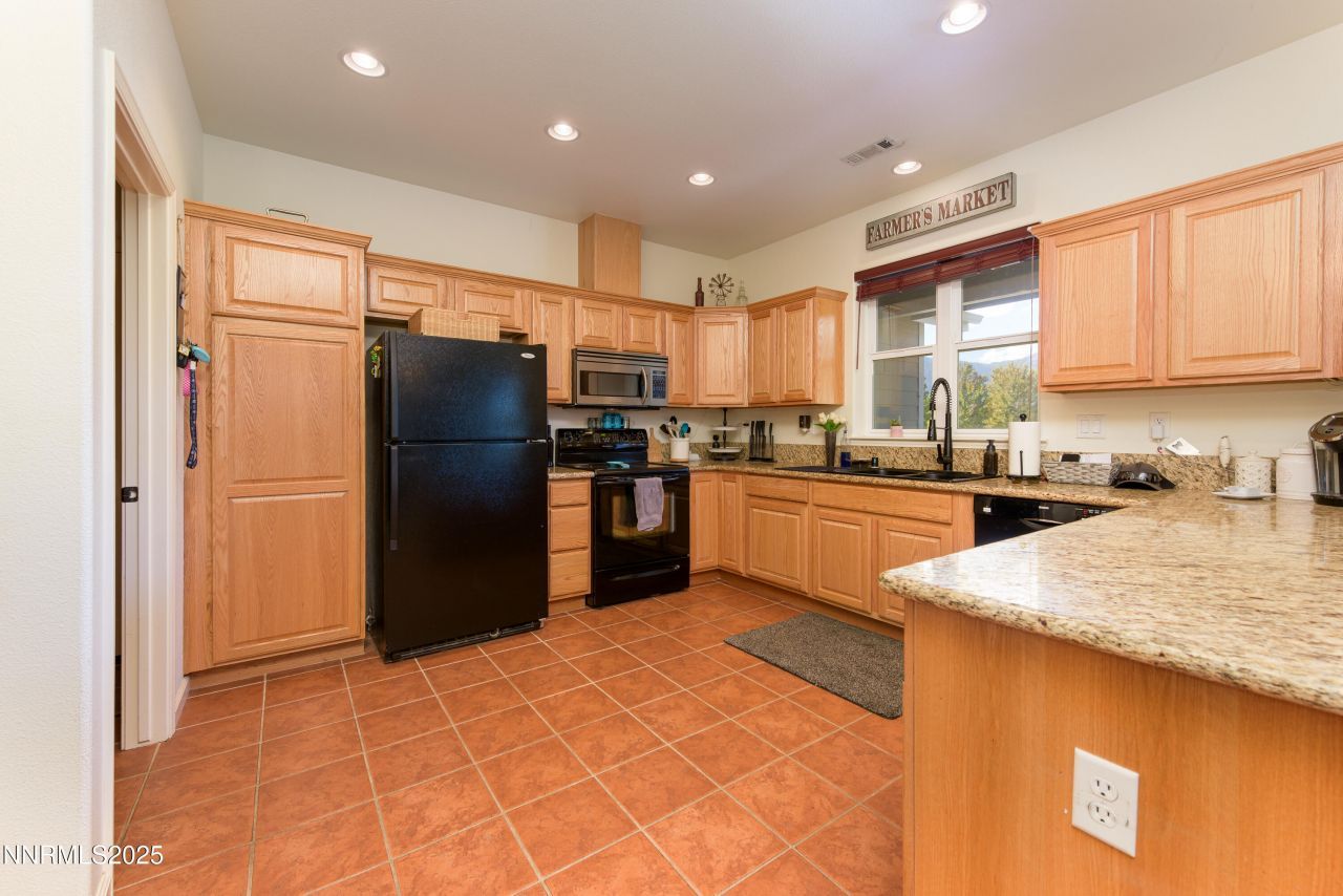 1030 Country Lane, Gardnerville, NV 89460 Photo