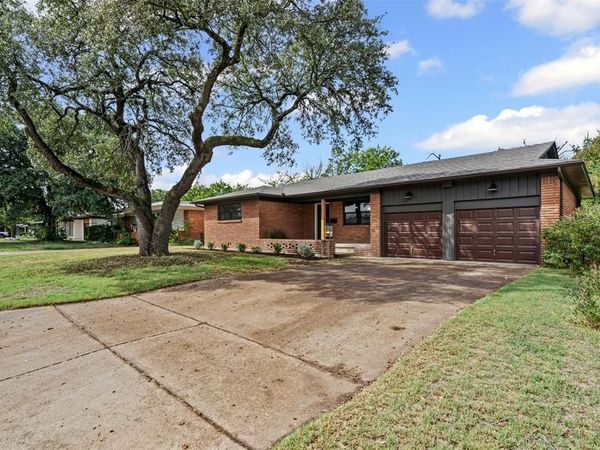 4920 Rector Avenue, Fort Worth, TX 76133