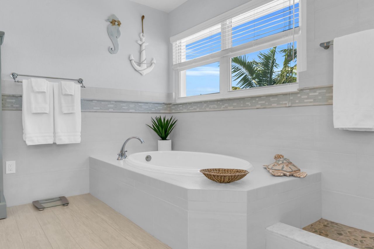 511 4th Street, Key Colony, FL 33051 Photo