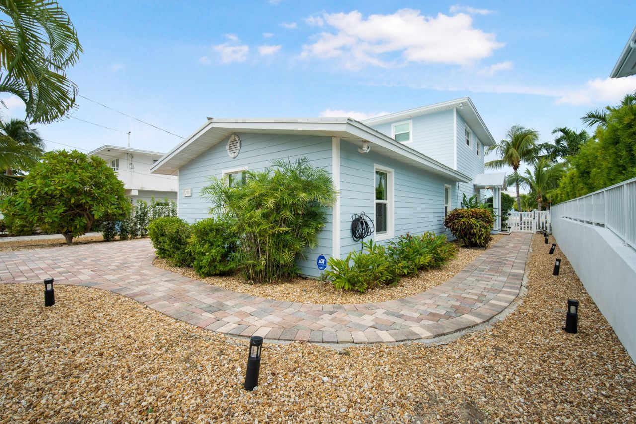 511 4th Street, Key Colony, FL 33051 Photo