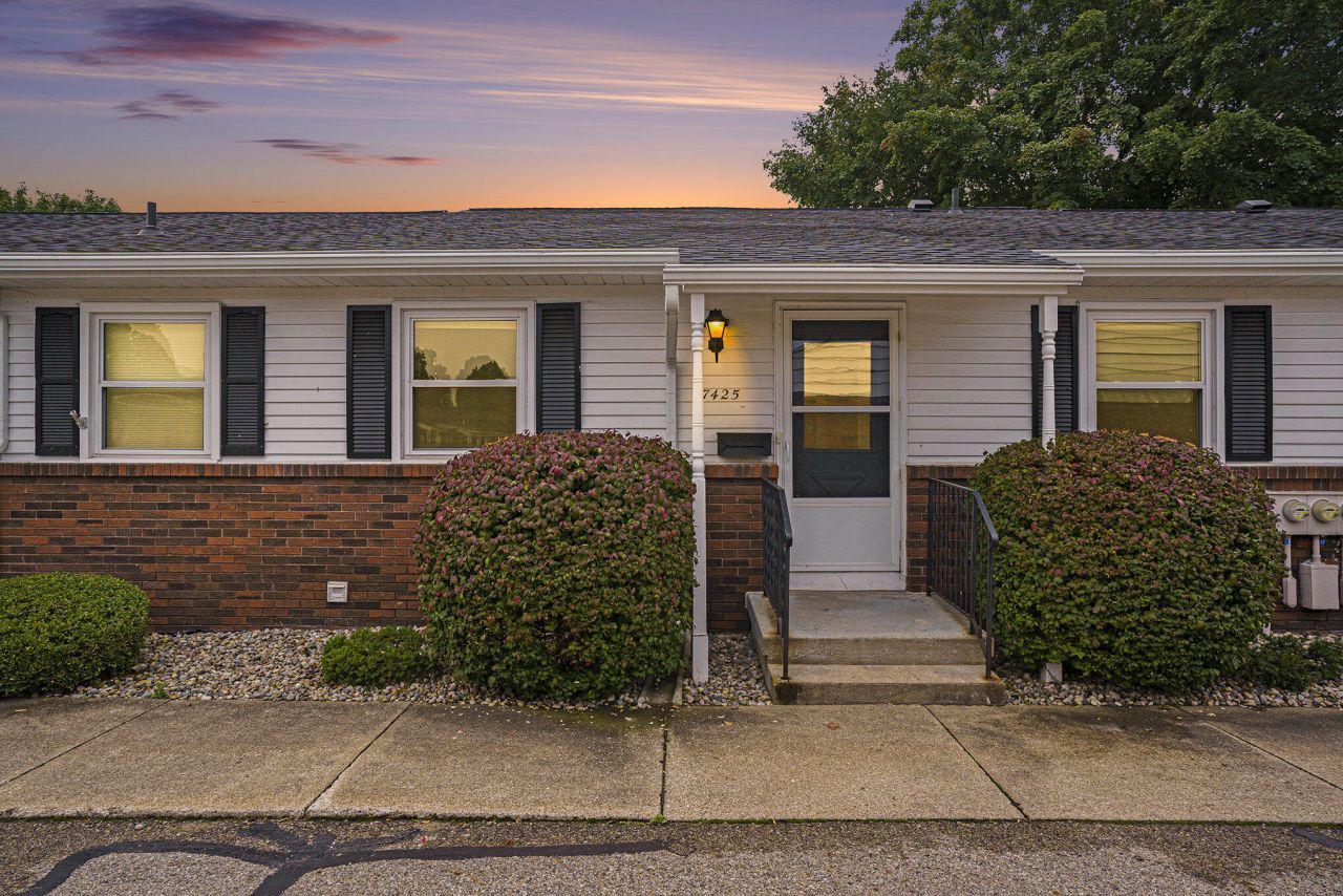 7425 Boulder Bluff, Unit 112, Jenison, MI 49428 Main Photo