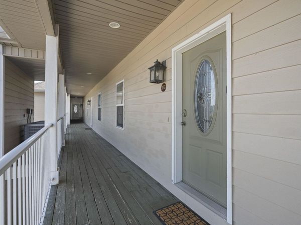 5590 Bay Village Dr, Athens, AL