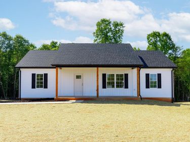 785 Down Creek Road, Brookneal, VA 24528
