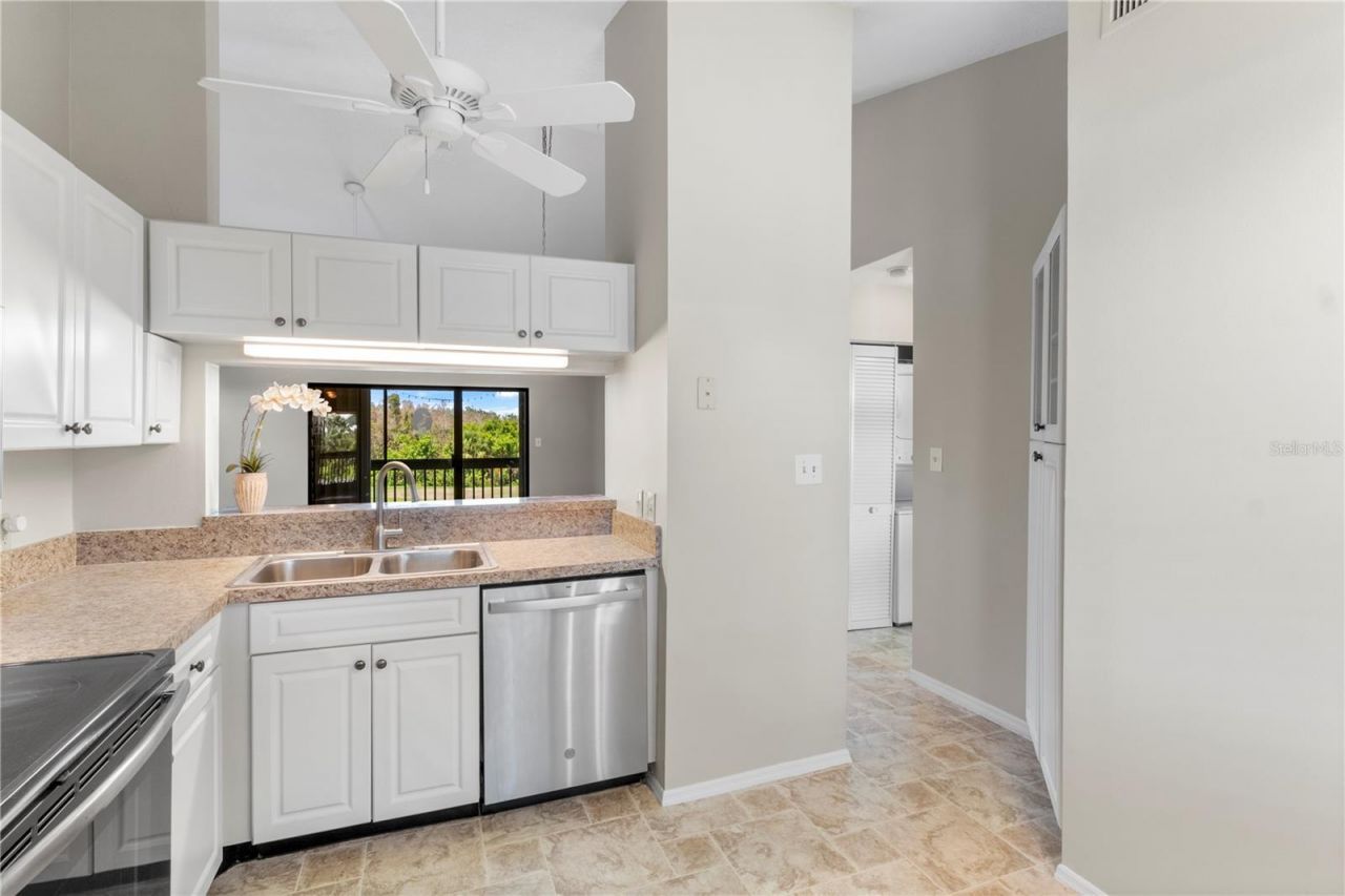 5685 Marina Drive, Unit 4, Sebastian, FL 32958 Photo