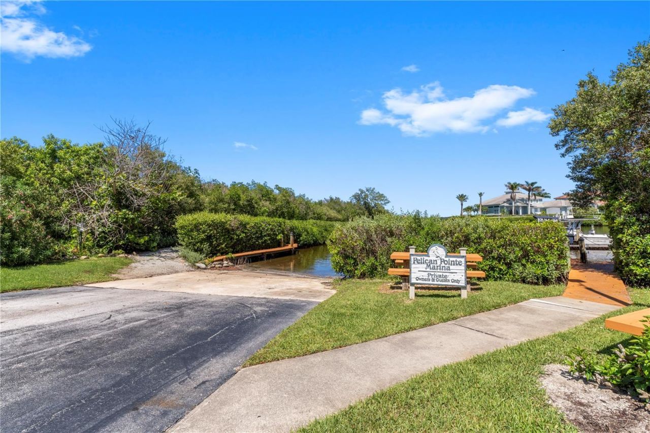 5685 Marina Drive, Unit 4, Sebastian, FL 32958 Photo