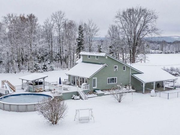 47 Higgins Road, Palmyra, ME 04965