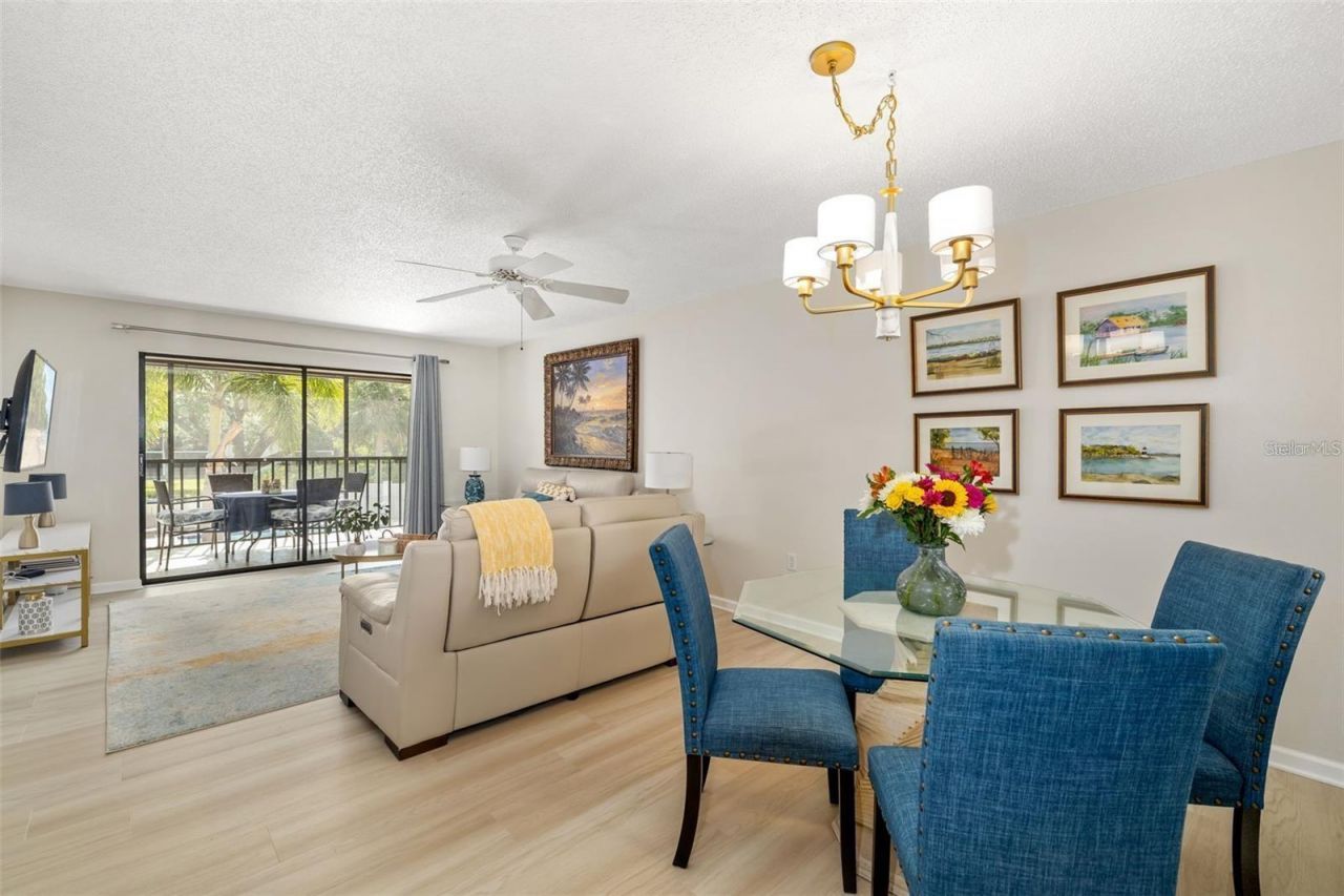 7201 Curtiss Avenue, Unit 2D, Sarasota, FL 34231 Photo
