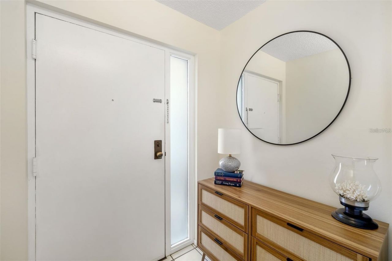 7201 Curtiss Avenue, Unit 2D, Sarasota, FL 34231 Photo