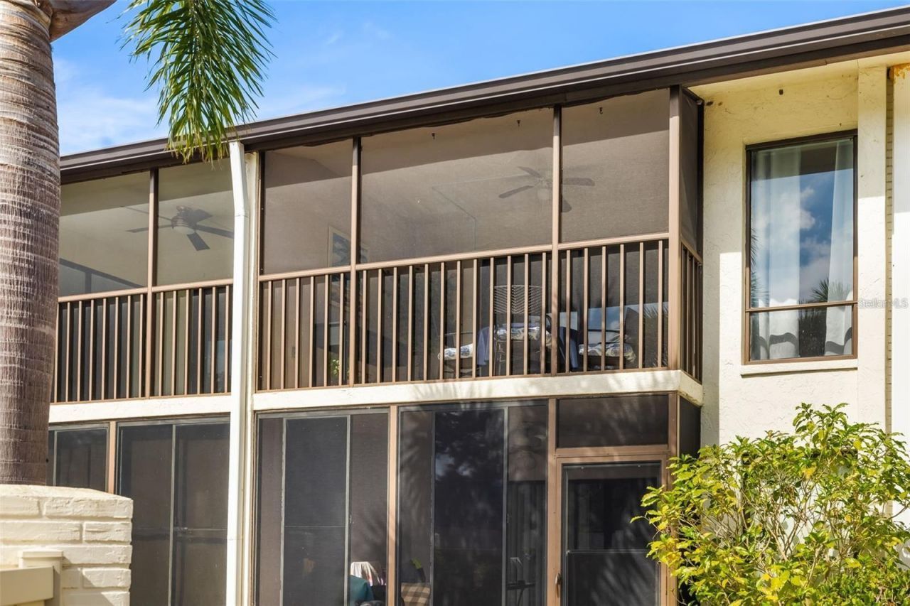 7201 Curtiss Avenue, Unit 2D, Sarasota, FL 34231 Photo