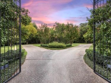 4229 Cochran Chapel Road, Dallas, TX 75209