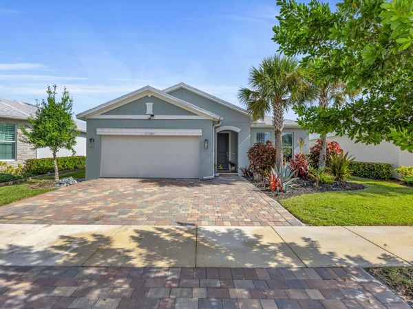 10389 SW Captiva Drive, Port Saint Lucie, FL 34987
