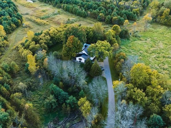 9873 E ANTON ROAD, Clintonville, WI 54929