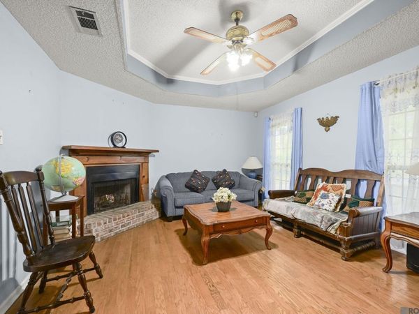 6834 Saint Mary Ave, Baton Rouge, LA 70811