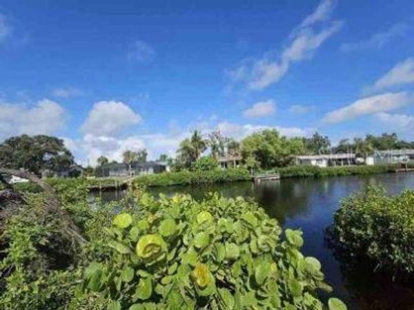 COLONIAL BAY DRIVE, NOKOMIS, FL 34275
