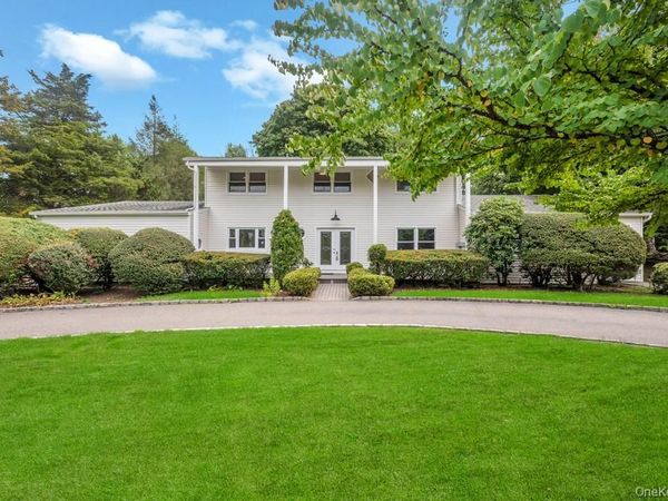 4 Cosgrove Drive, Glen Cove, NY 11542