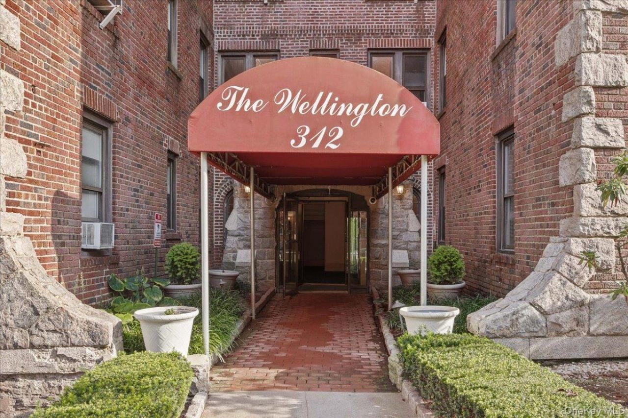 312 Main Street, Unit 3B, White Plains, NY 10601 Main Photo