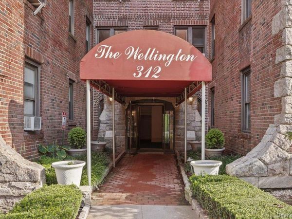 312 Main Street, Unit 3B, White Plains, NY 10601