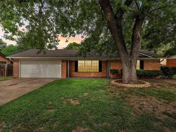 2131 Mountainview Drive, Waco, TX 76710
