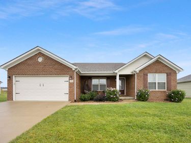 238 Stoney Creek Way, Berea, KY 40403