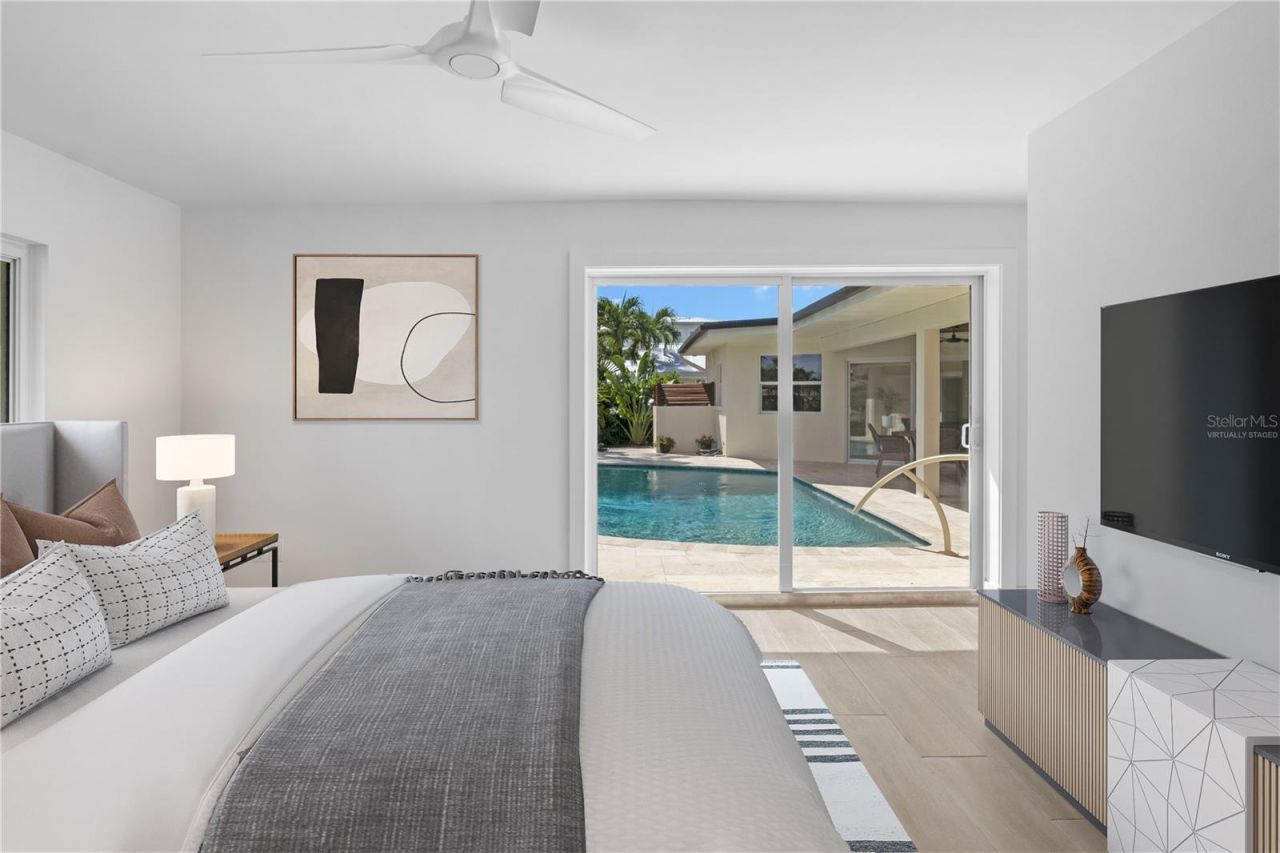 624 Dundee Lane, Holmes Beach, FL 34217 Photo