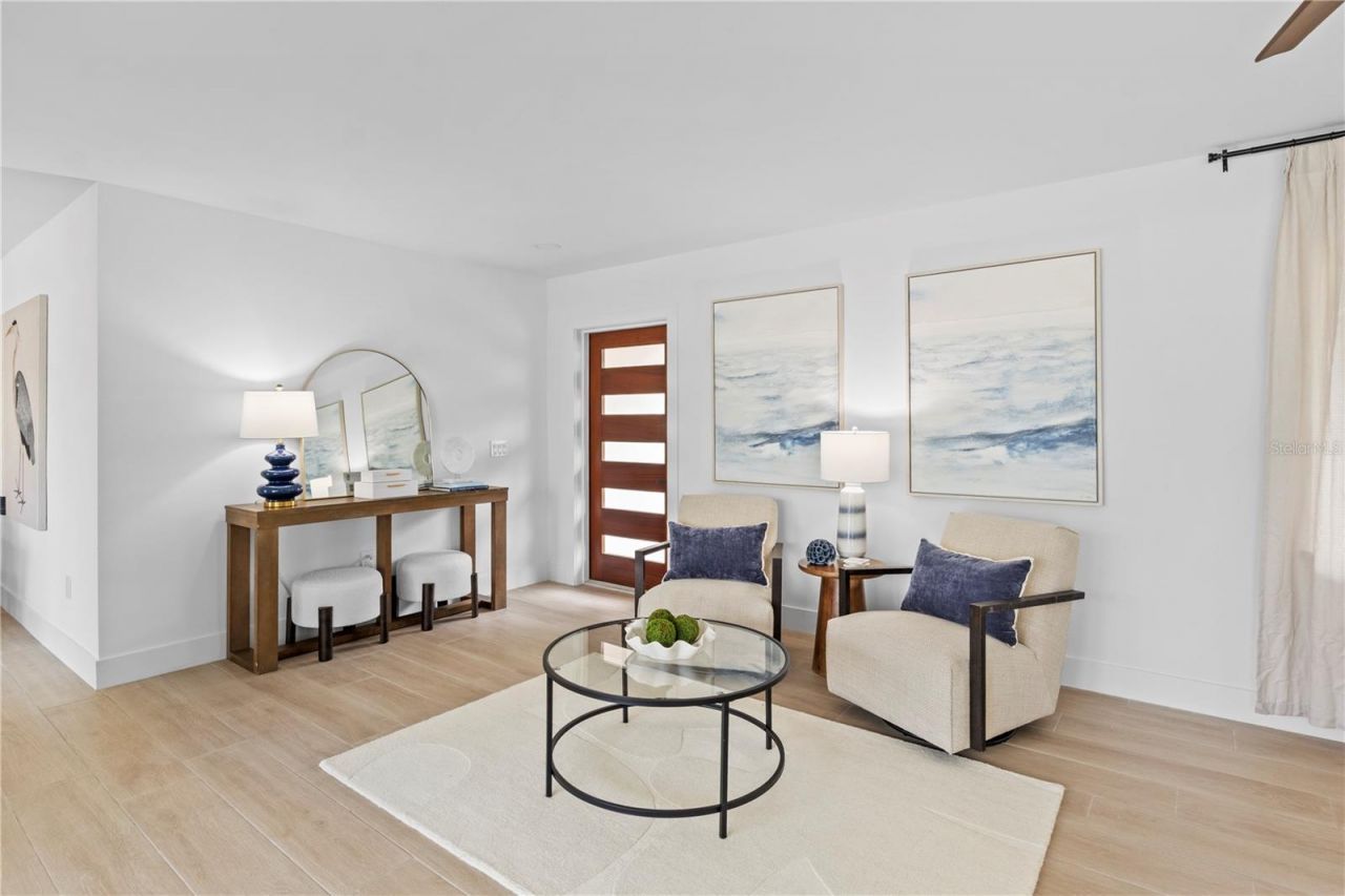 624 Dundee Lane, Holmes Beach, FL 34217 Photo