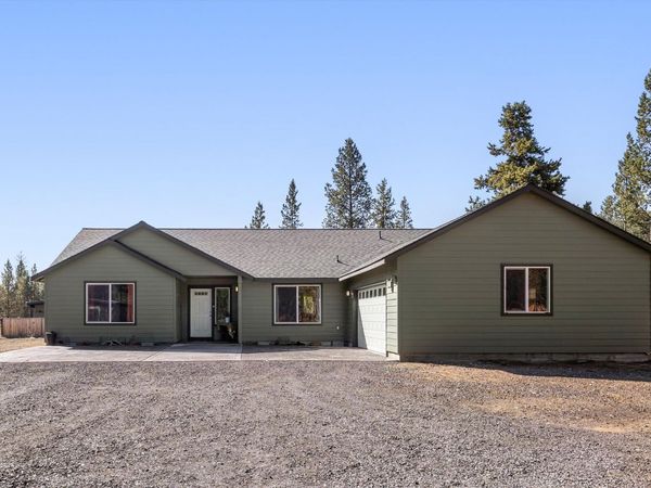 16245 Sparks Drive, La Pine, OR 97739