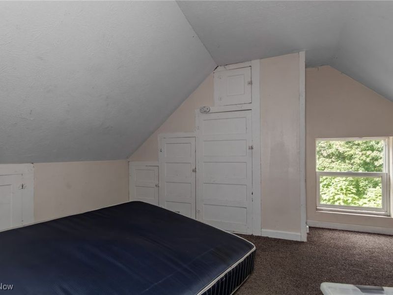 834 Kenyon Street, Akron, OH 44311 Photo 11