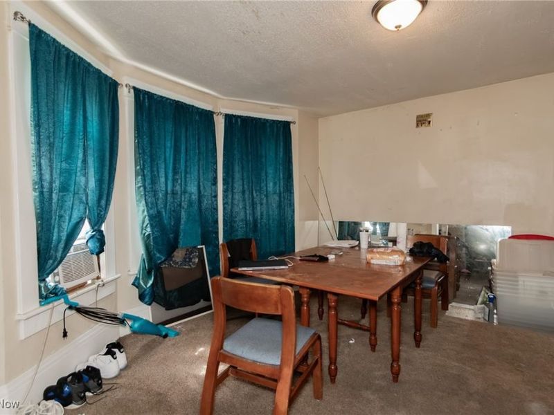 834 Kenyon Street, Akron, OH 44311 Photo 5