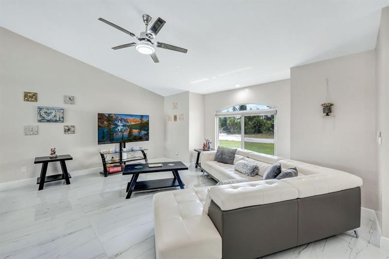 2500 Old Burnt Store Road, Cape Coral, FL 33993 Photo