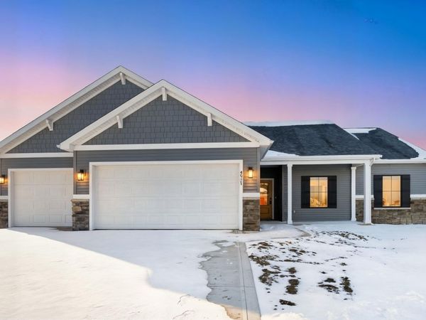 4971 Chickadee Drive, Woodburn, IN 46797