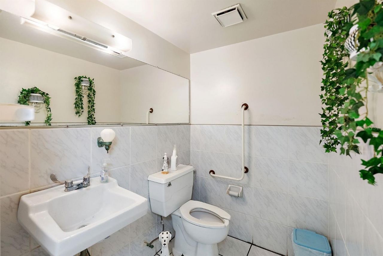 3425 22nd Avenue S, Saint Petersburg, FL 33711 Photo