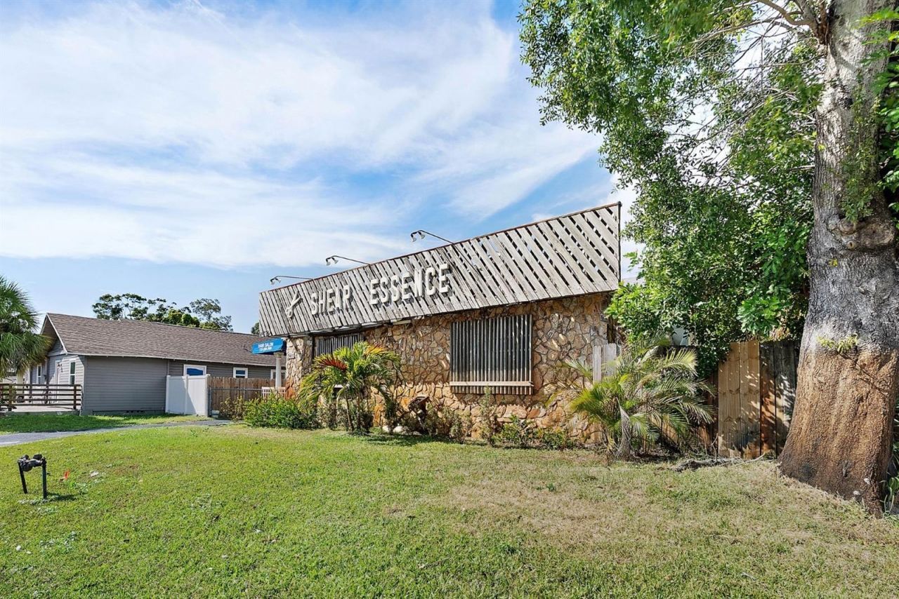 3425 22nd Avenue S, Saint Petersburg, FL 33711 Photo