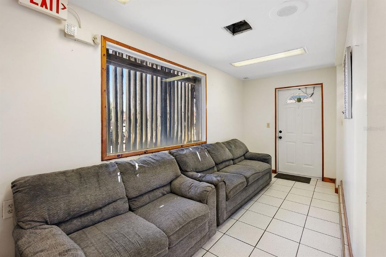 3425 22nd Avenue S, Saint Petersburg, FL 33711 Photo